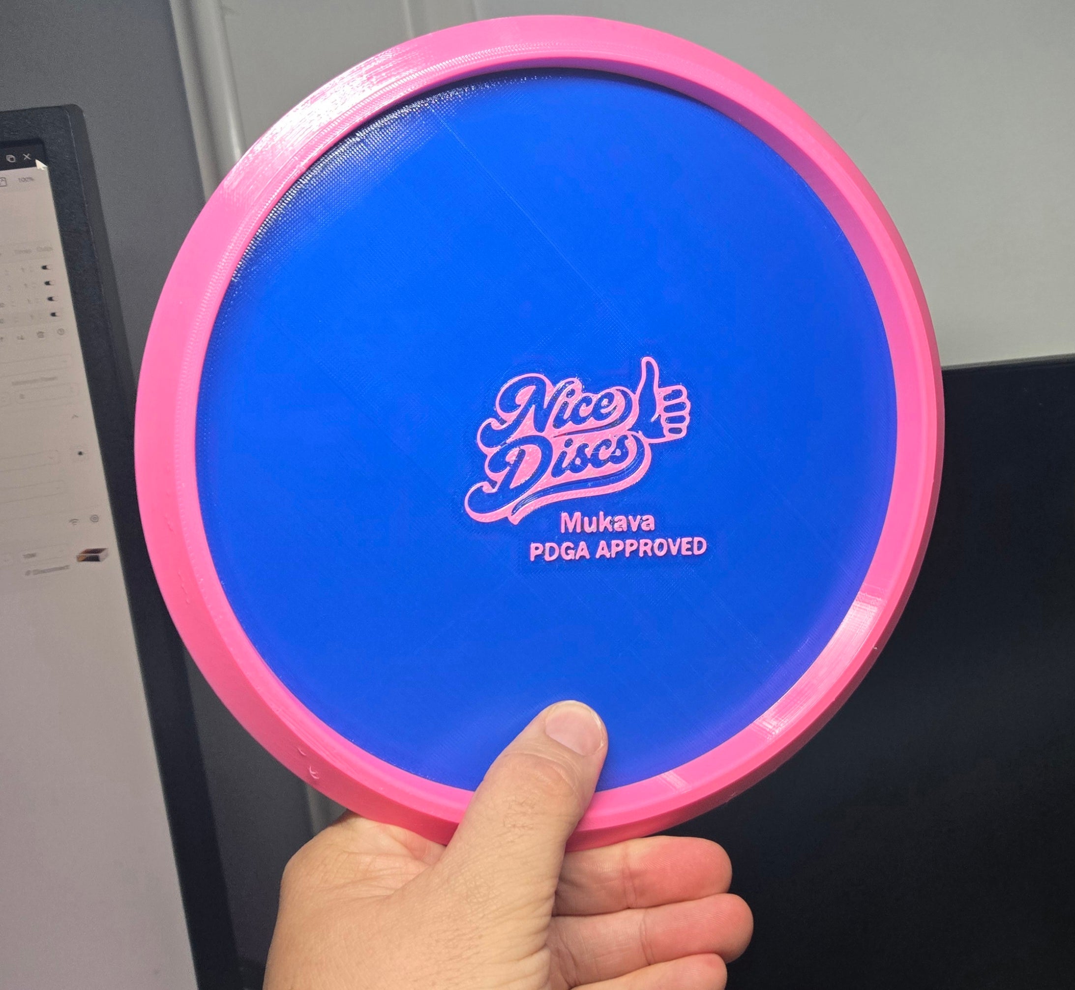 Custom Mukava